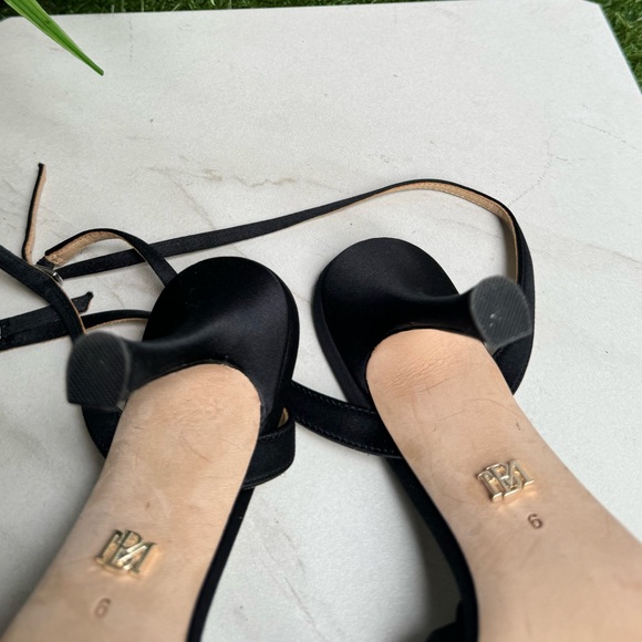 Badgley Mischka Nessie High Heel Sandals in black size 6 - Picture 12 of 13